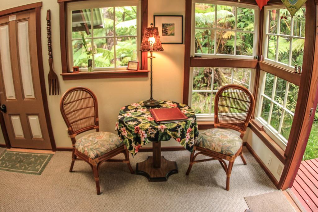 Ferny Hollow: Romantic Rainforest Cottage Volcano Exteriör bild
