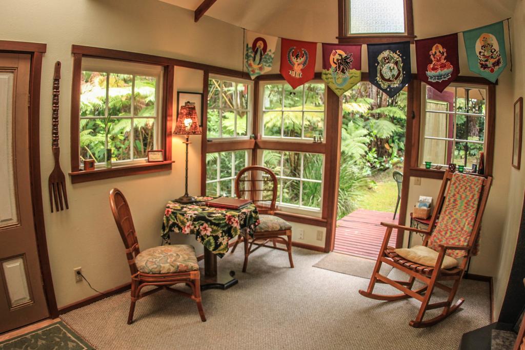 Ferny Hollow: Romantic Rainforest Cottage Volcano Exteriör bild